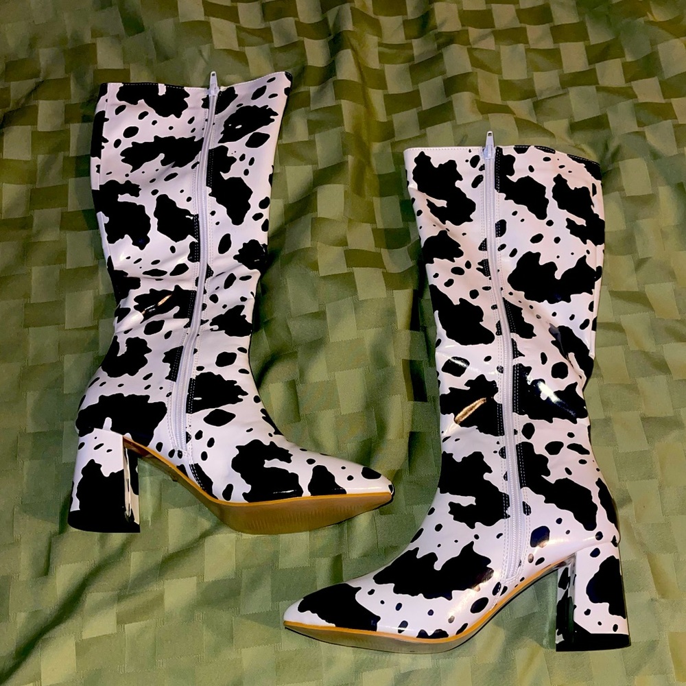Cow print boots! Size 39. Black and white. Never worn. Nwot. Brand unknown.